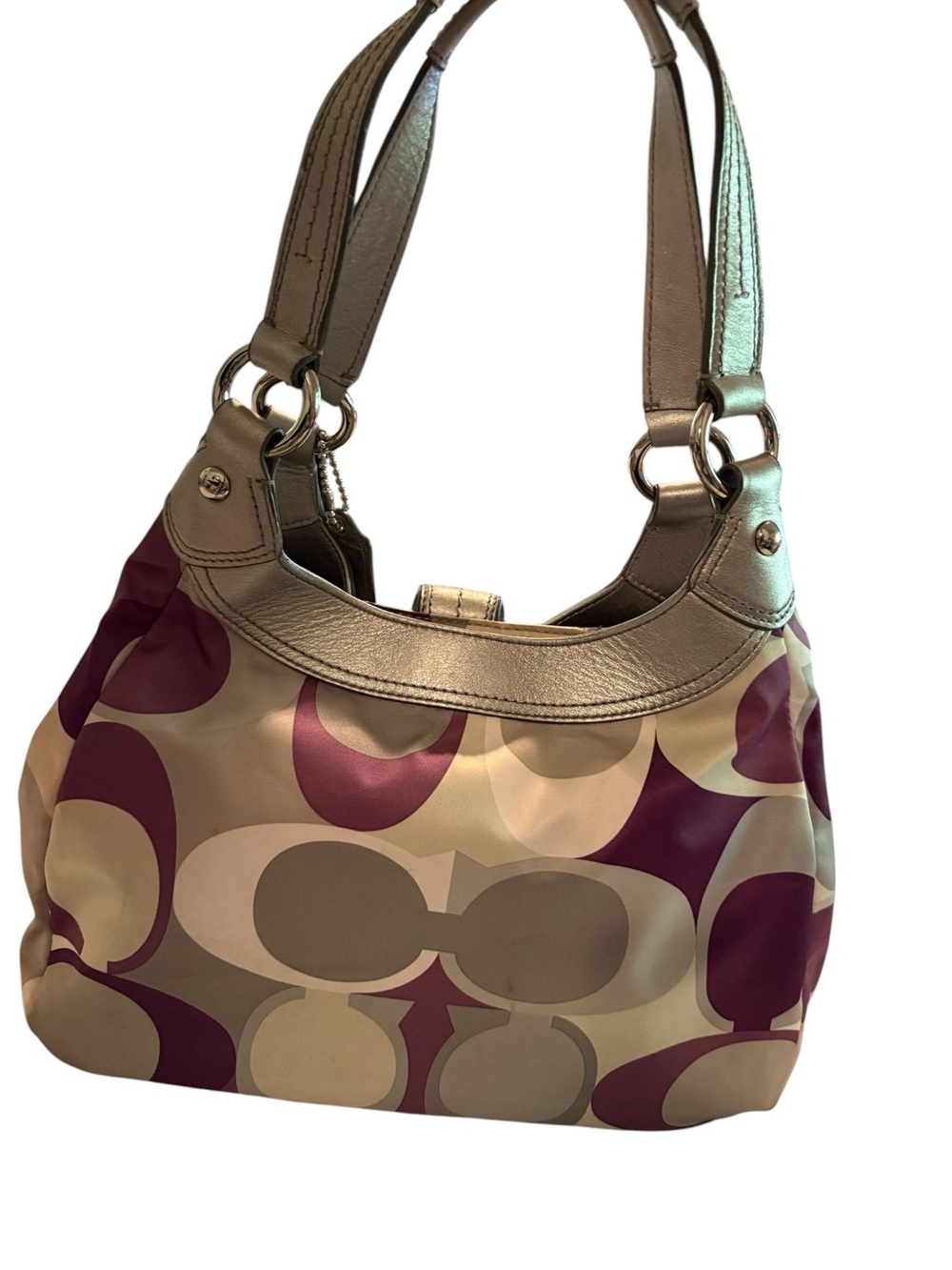 Coach Soho Scarf Print Hobo Bag (model F17406) 2011 - Picture 4 of 14